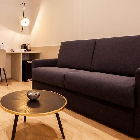 Cvm 19 Hotel Milan Bagian luar foto