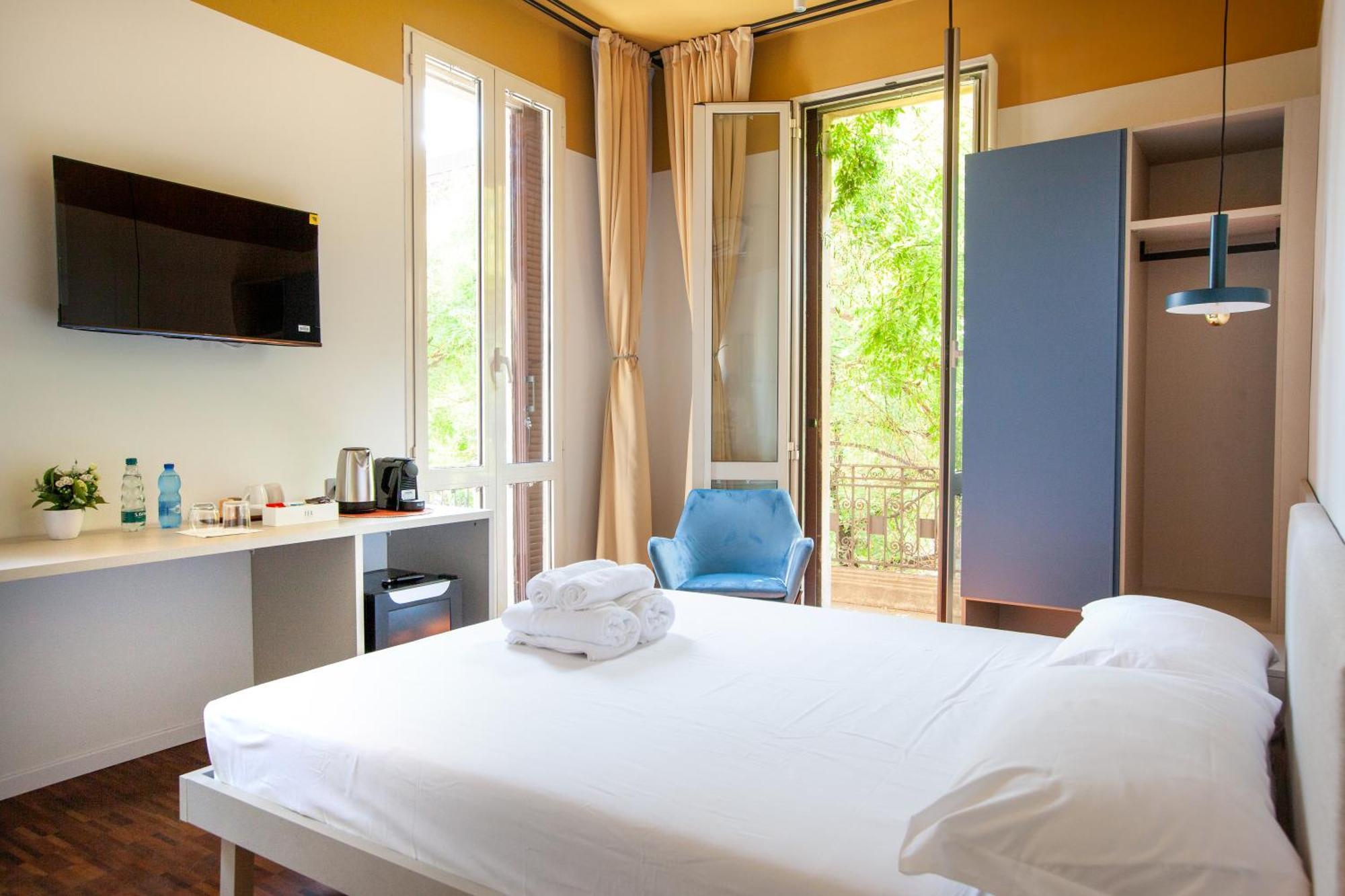 Cvm 19 Hotel Milan Bagian luar foto