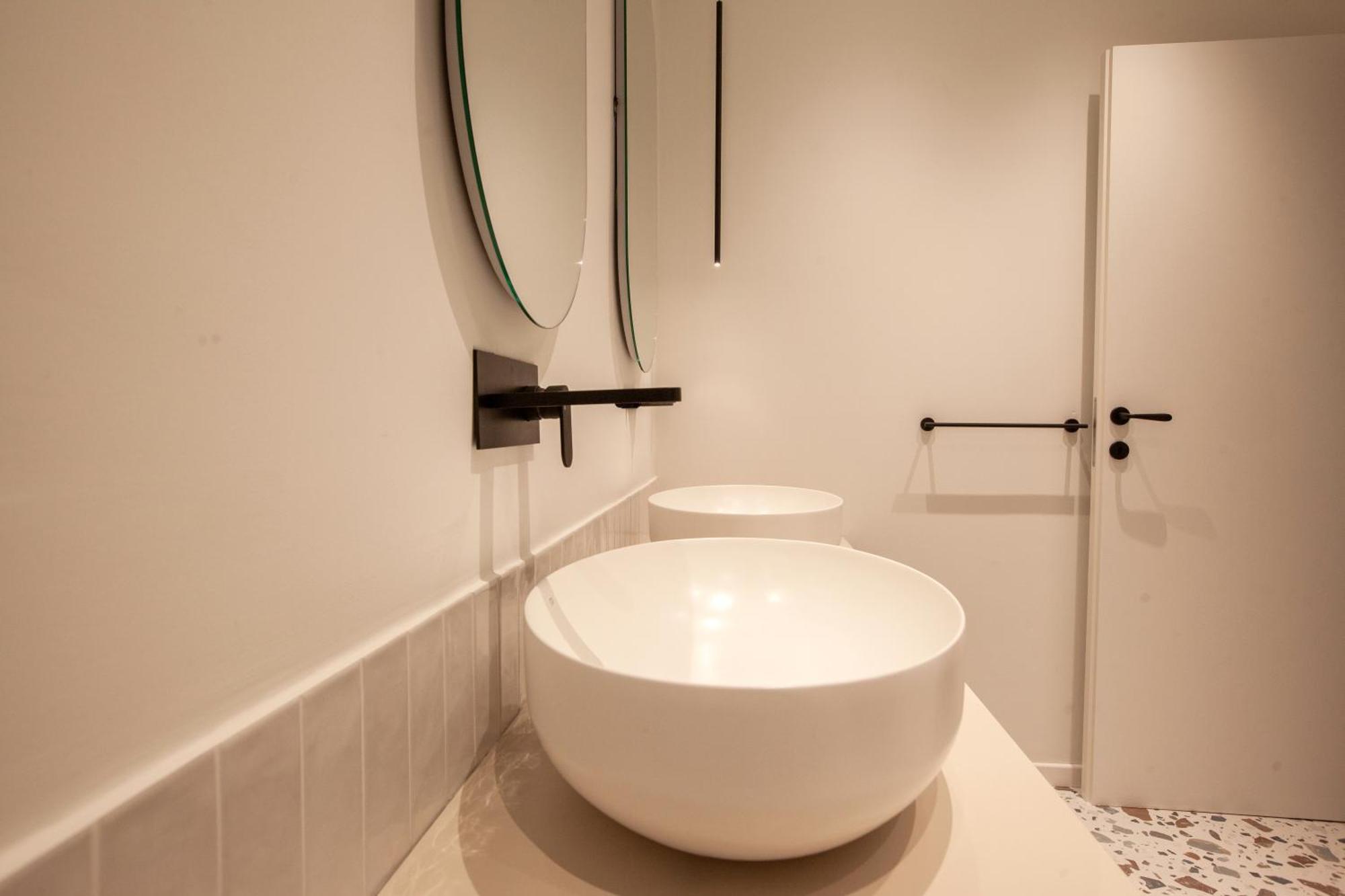 Cvm 19 Hotel Milan Bagian luar foto