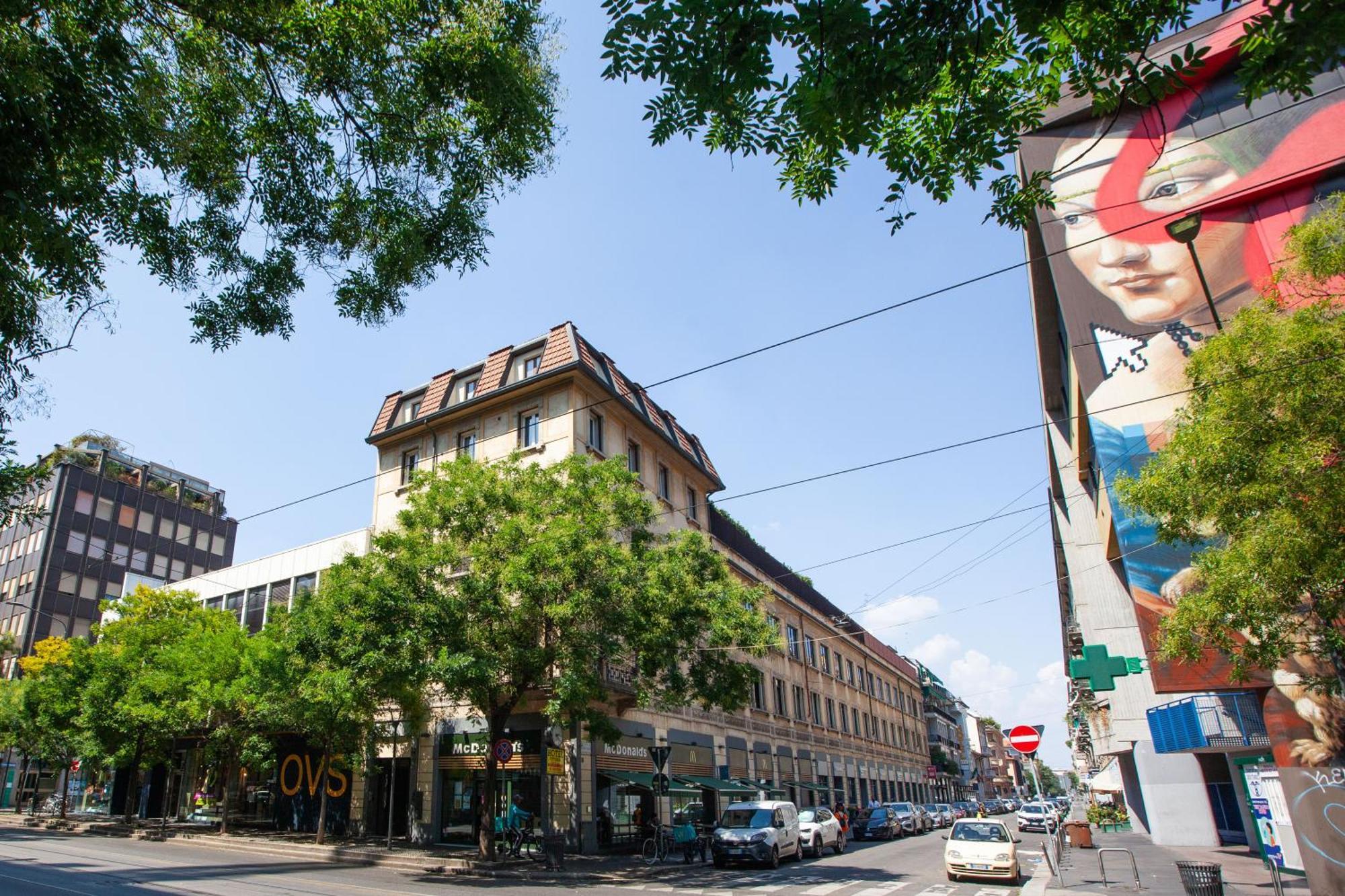 Cvm 19 Hotel Milan Bagian luar foto
