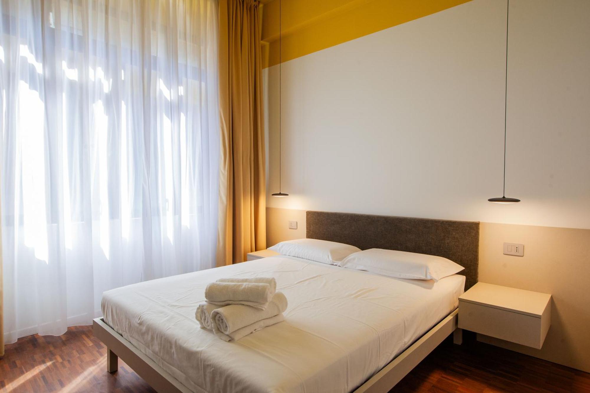 Cvm 19 Hotel Milan Bagian luar foto