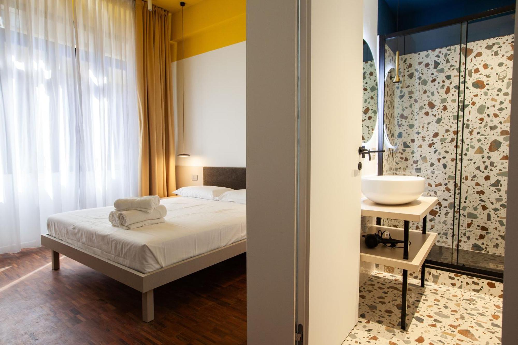 Cvm 19 Hotel Milan Bagian luar foto
